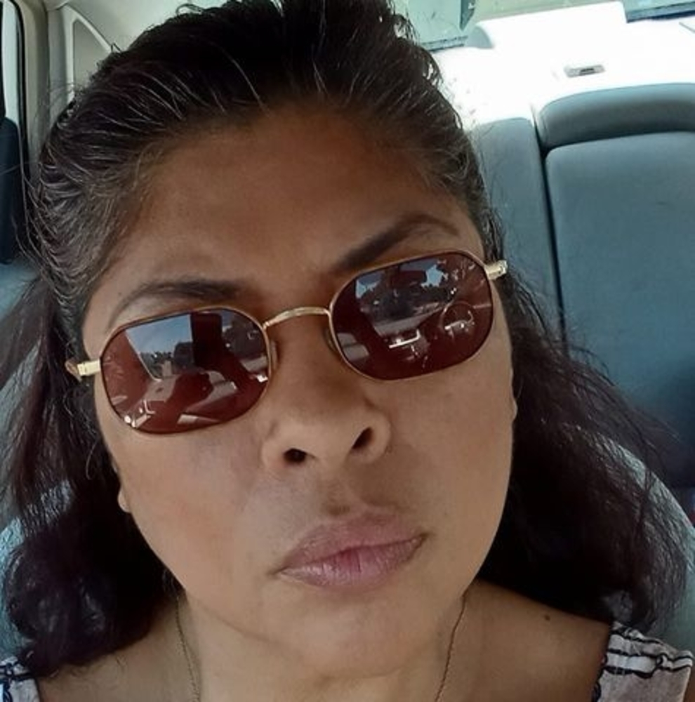 Meet your Posher, Lynnse